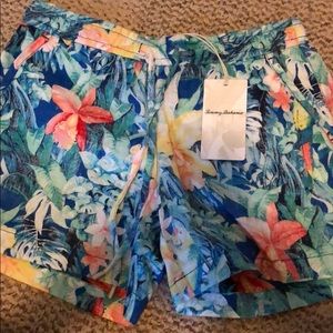 Tropical shorts